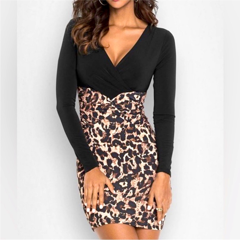 VENUS Long Sleeve Animal Print Dress